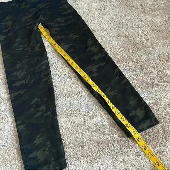 Spanx Look At Me Now Camo Leggings Compression Shaping Pants Camouflage: XL - Picture 4 of 9